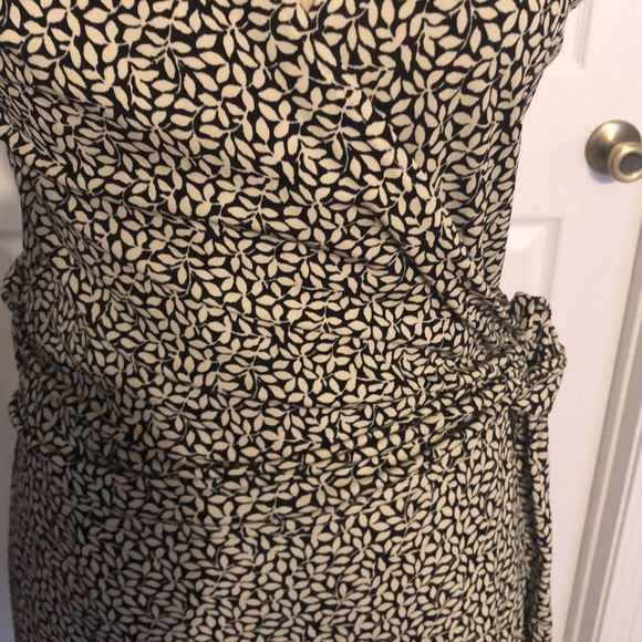 Ann Taylor Floral Faux Wrap Maxi Dress Size 8 - Picture 7 of 13